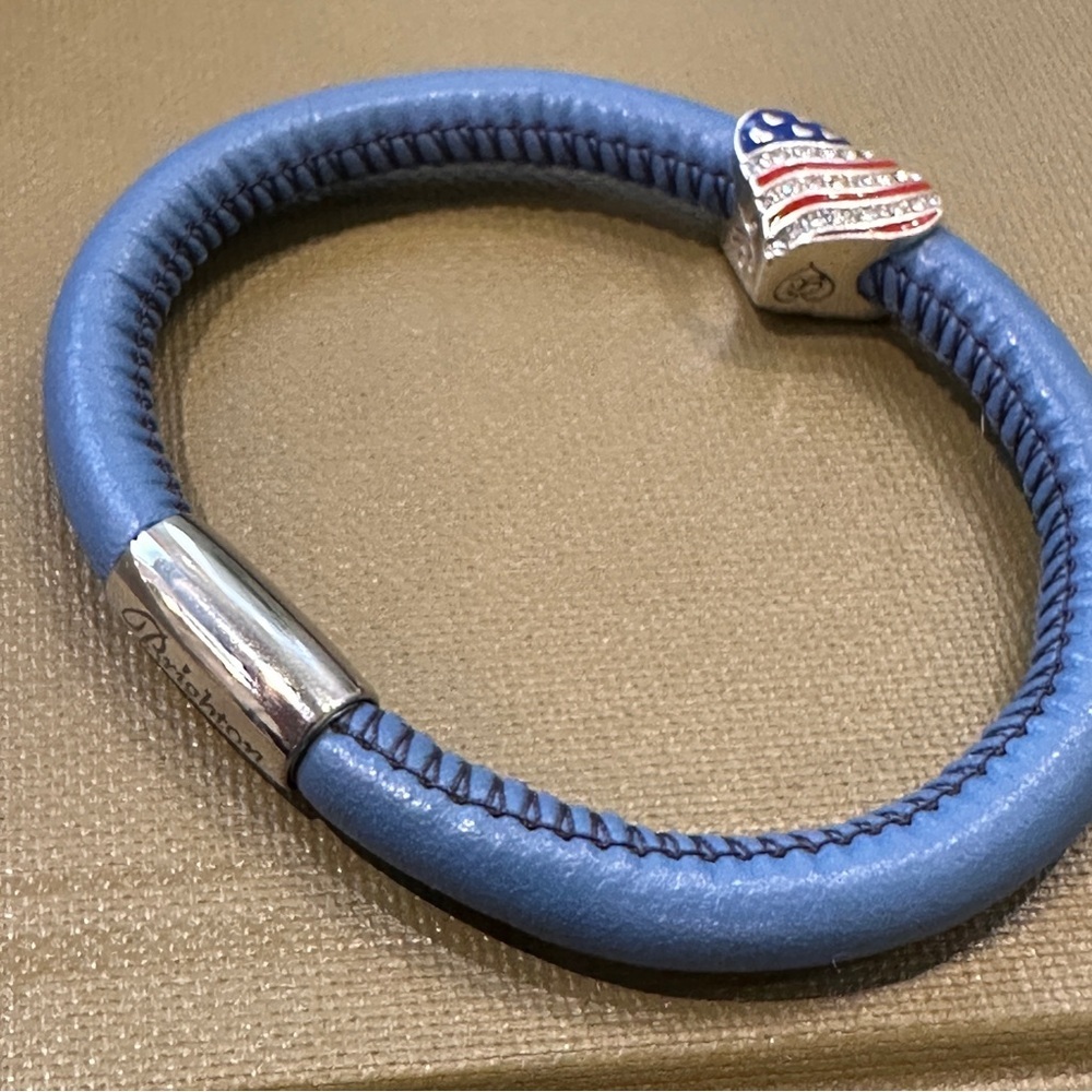 Brighton Woodstock Blue Bracelet Flag Heart Charm Patriotic USA Jewelry - Picture 3 of 6